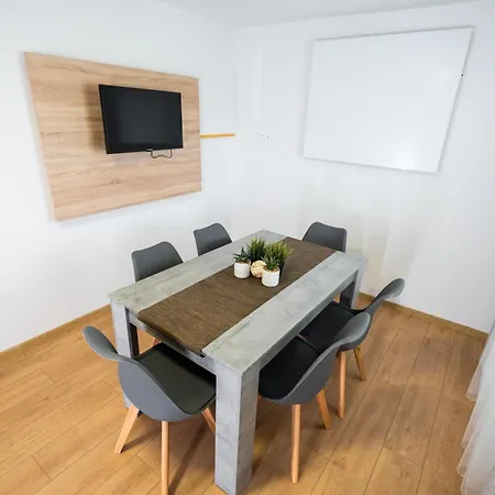 بيت خشبي Chatova Osada Kotva Pristav