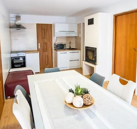 Chatova Osada Kotva Pristav *