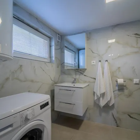 Chatova Osada Kotva Pristav بيت خشبي Námestovo